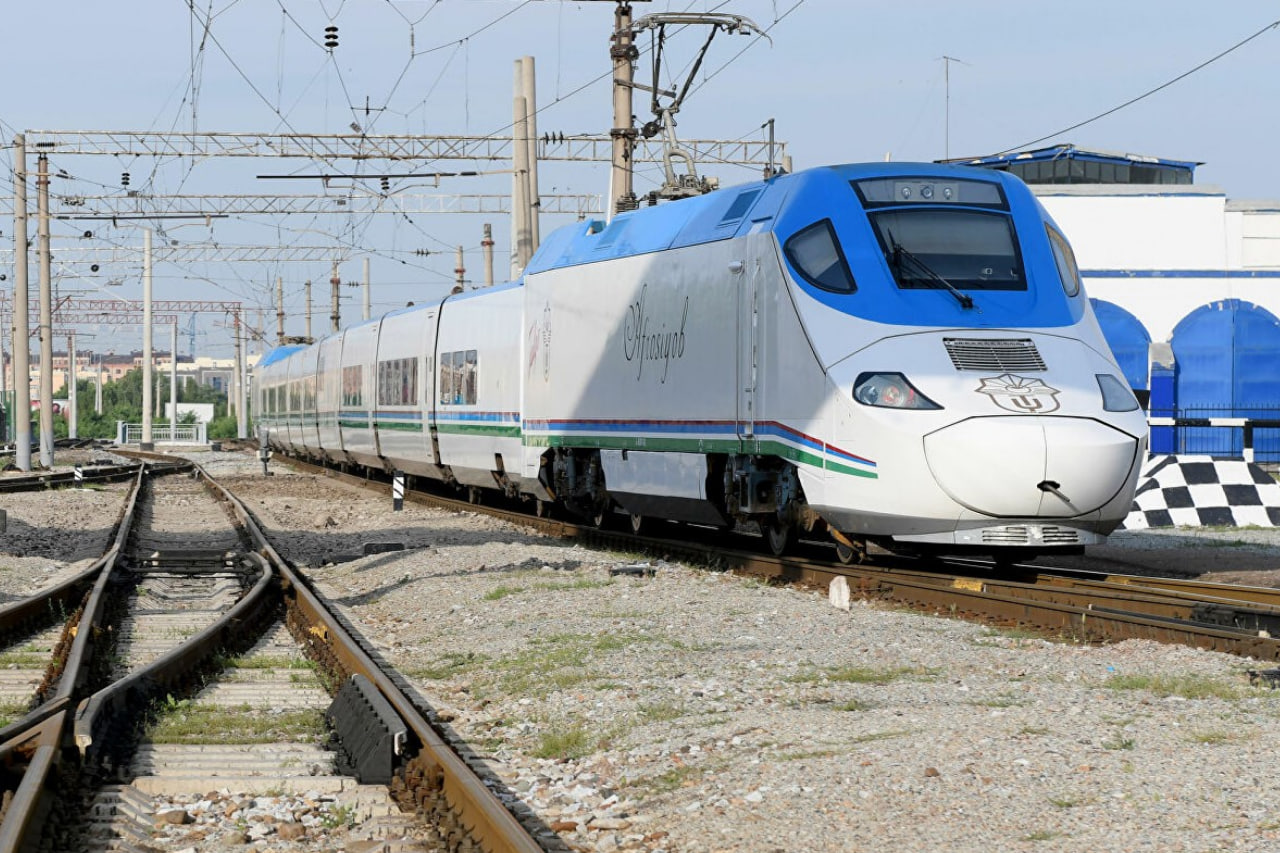 Poyezd kechikkani uchun pullik kompensatsiya to‘lanishi belgilanmoqda