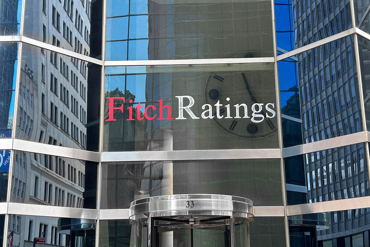 Fitch Ratings O‘zbekistondagi davlat banklarining kredit reytingi bo‘yicha kutilmasini yaxshiladi