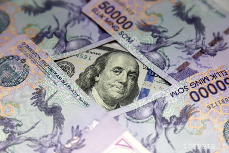 Avgust oyida dollar kursi qanday o‘zgardi?